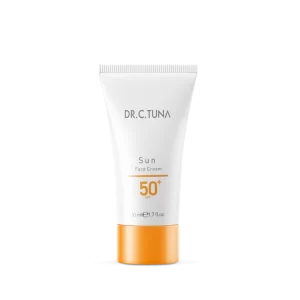 Bloqueador de Rostro Farmasi FPS 50+